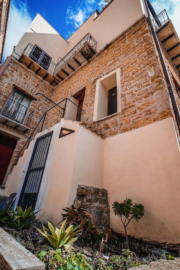 Casa Lerux Hotel Agrigento Bagian luar foto